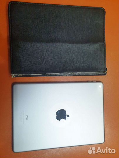 iPad 6th generation wifi 32