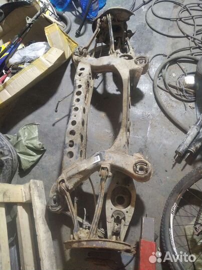 Задний подрамник Мерседес w210