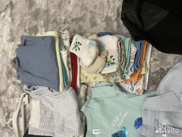 Отдам пакет детских вещей