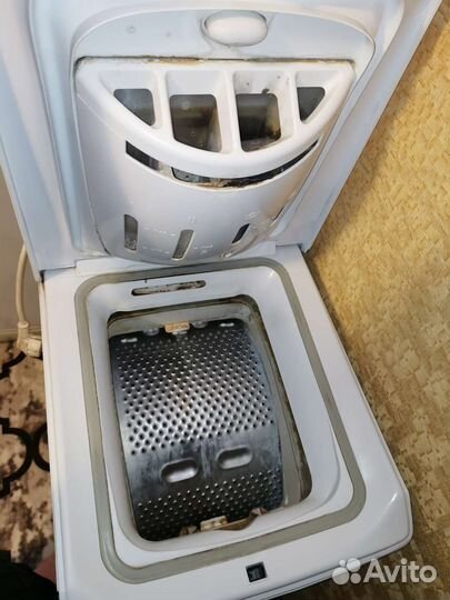 Стиральная машина Indesit с вертикальной загрузкой