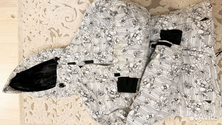 Костюм горнолыжный / сноубордическмй 42 размер