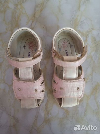 Сандалии для девочки