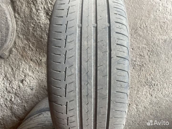 Continental ComfortContact - 6 235/45 R18