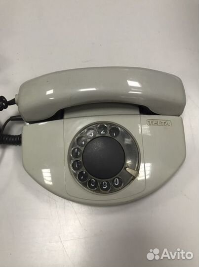 Старый телефон