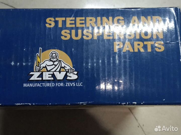 Рулевой наконечник левый Nissan UD 48571Z5008