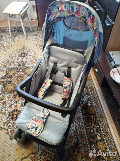 Детская легкая коляска