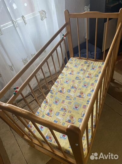 Кроватка детская с матрасом бу