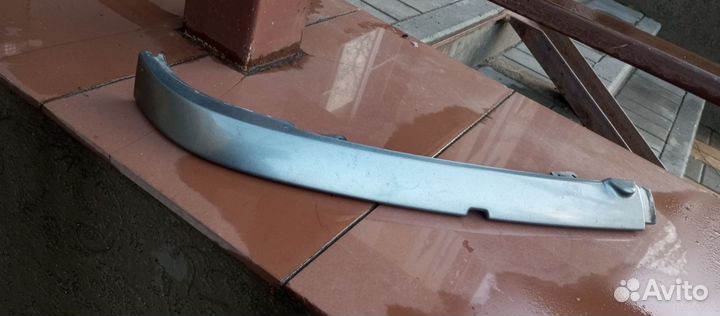 Ресничка на фару правую ваз 2113-2015 цвет кварц