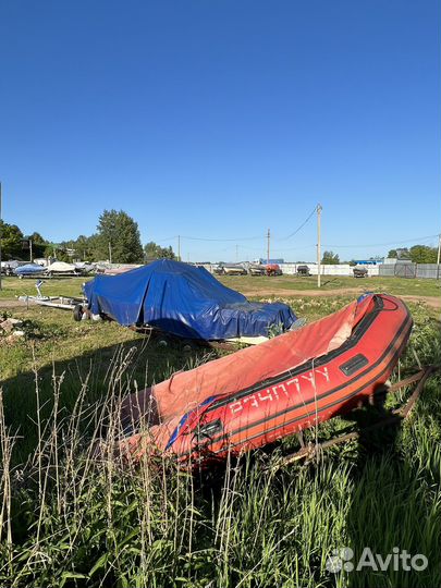 Надувная лодка