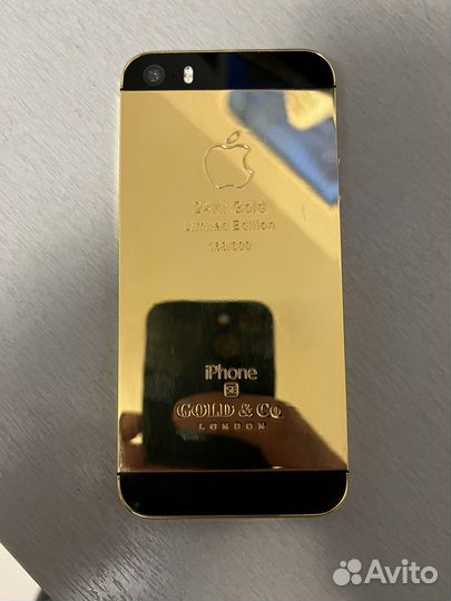 Корпус iPhone se 2016 + дисплей