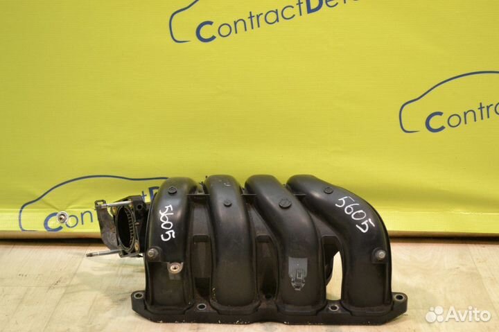 Коллектор впускной Аурис 15 Королла 15 Ярис Матрик