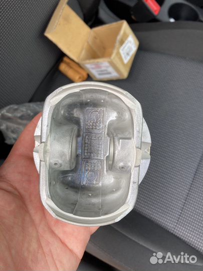 Поршень Митсубиси 1110B478