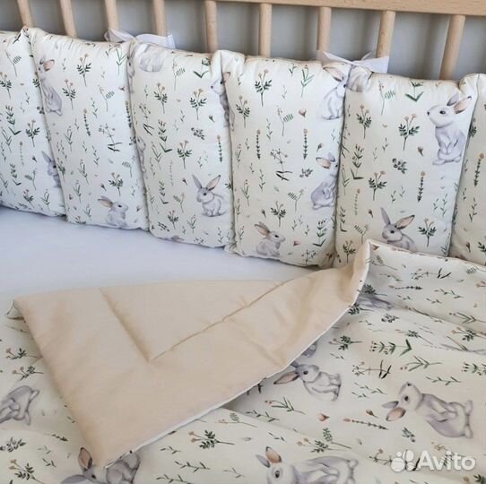 Бортики заборчиком в детскую кроватку для малыша