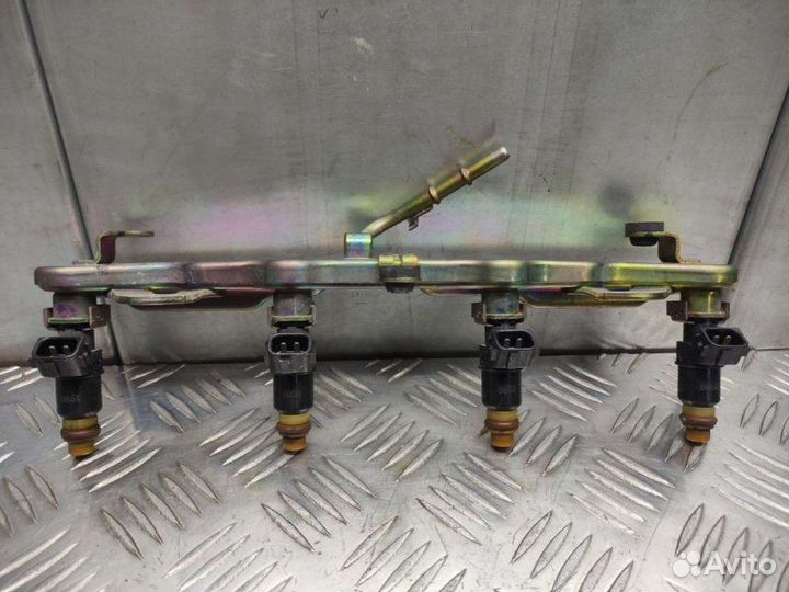 Топливная рампа Honda Civic 8 хэтчбек 1.8 2006