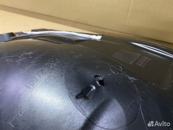 Подкрылок передний Mercedes W167