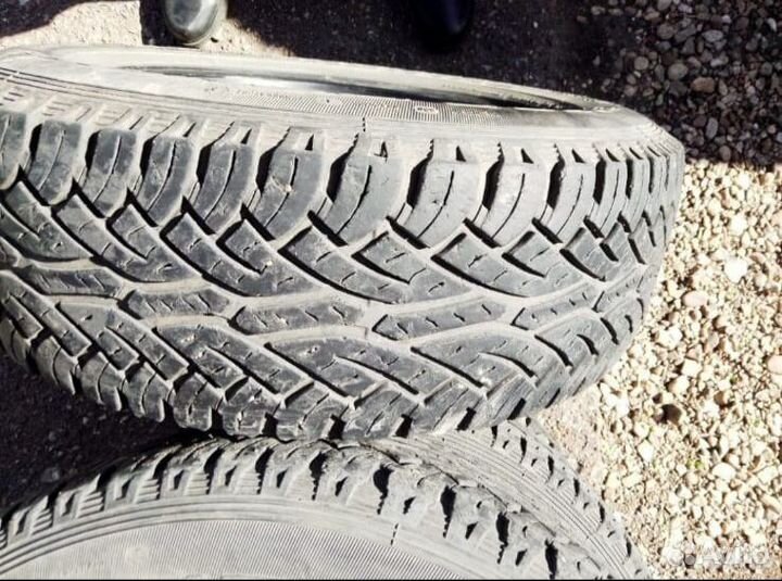Continental ContiCrossContact AT 215/65 R16 98T