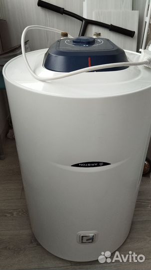 Водонагреватель накопительный 80л