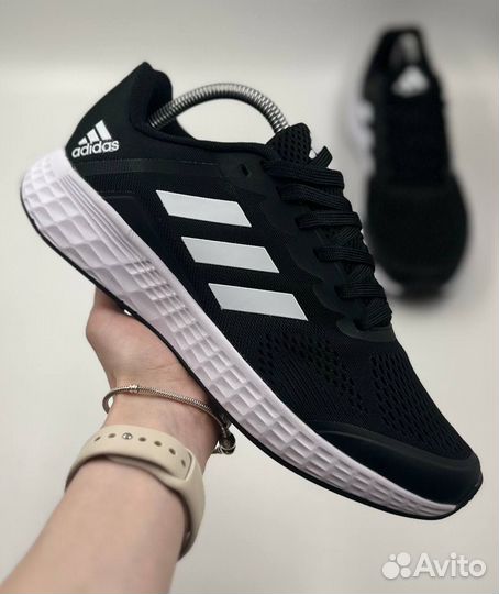 Кроссовки Adidas