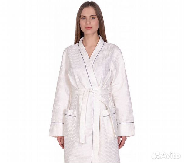 Халат вафельный Home One с кантом отбеленный 44