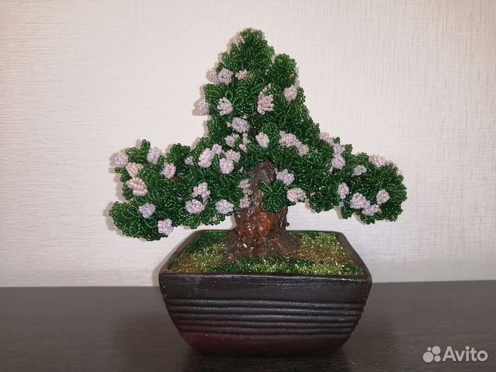 Дерево из бисера