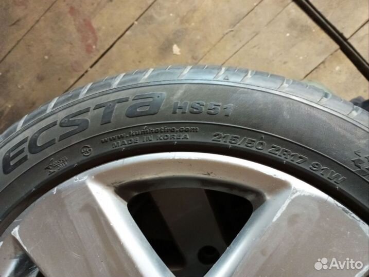 Kumho Ecsta HS51 215/50 R17 91W