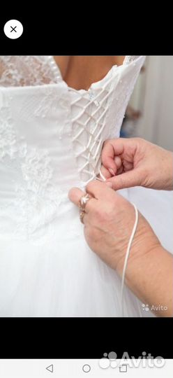 Свадебное платье