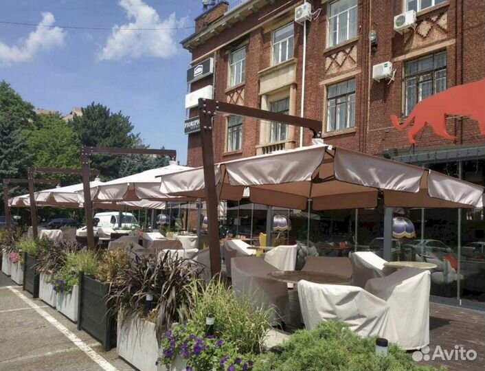 Профессиональный уличный зонт для кафе и веранды