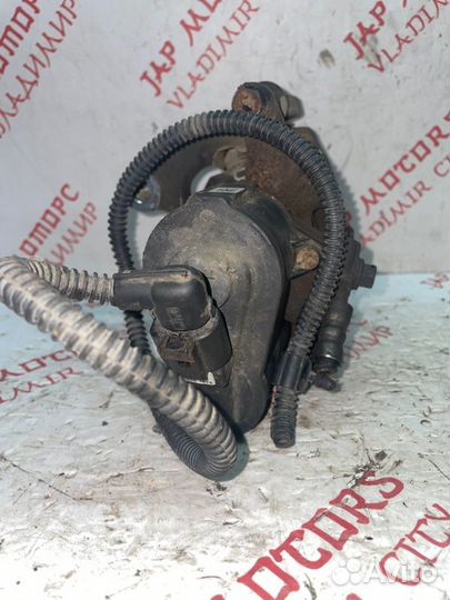 Суппорт тормозной задний правый Volkswagen Tiguan