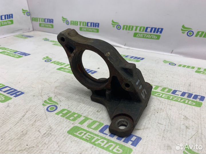 Кронштейн привода Renault Clio 3 Rs хетчбек бензин