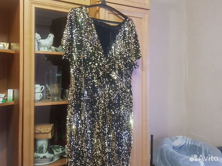 Платье новое