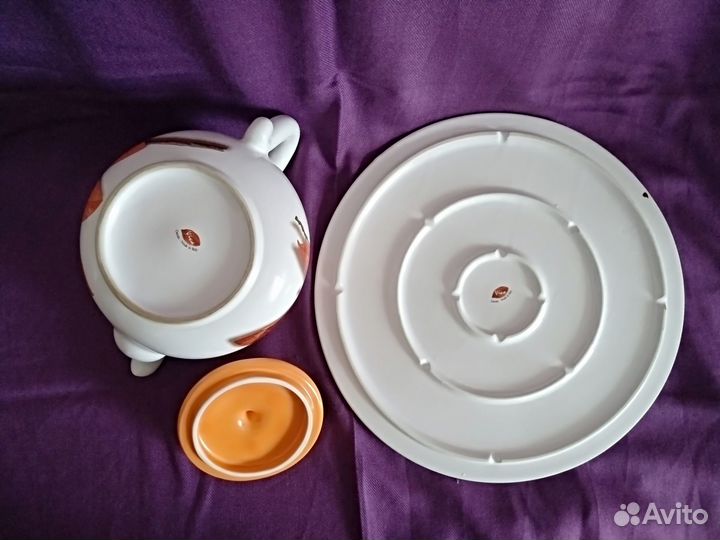 Чайник зав. тарелка/плато/блюдоviva deruta Italy