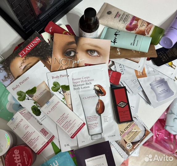 Косметички золотое яблоко с наполнением