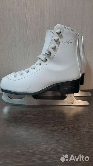 Коньки фигурные 33 размер