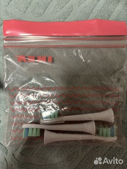 Набор электрических звуковых зубных щеток