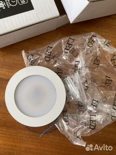 Светильник светодиодный накладной