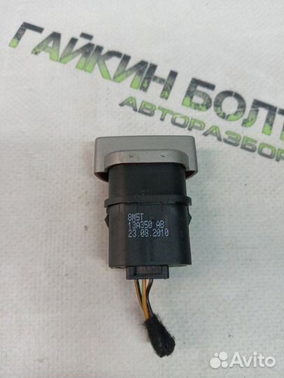 Кнопка аварийной сигнализации Ford Focus хэтчбек