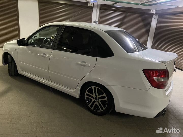 LADA Granta 1.6 МТ, 2016, 177 000 км