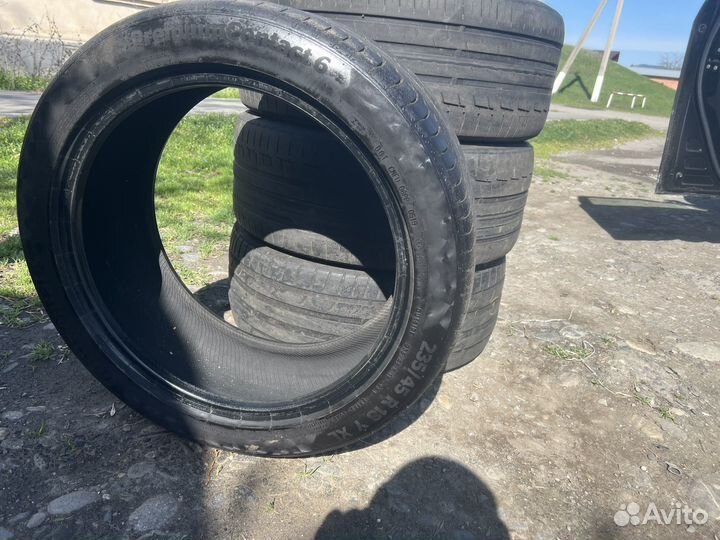 Bridgestone Blizzak LM-001 Evo 235/45 R18 98Y