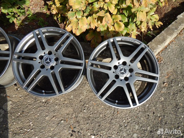 Диски R18 AMG w 212 Mercedes - разношир/оригинал