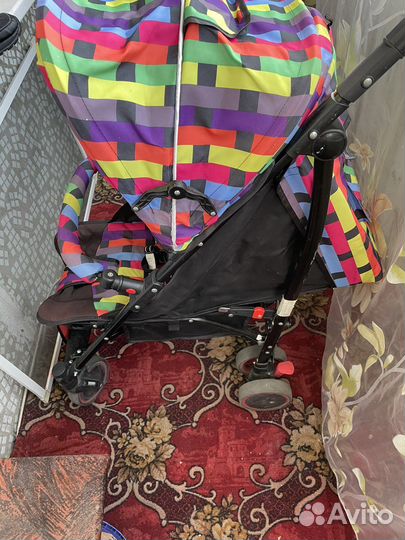 Прогулочная коляска