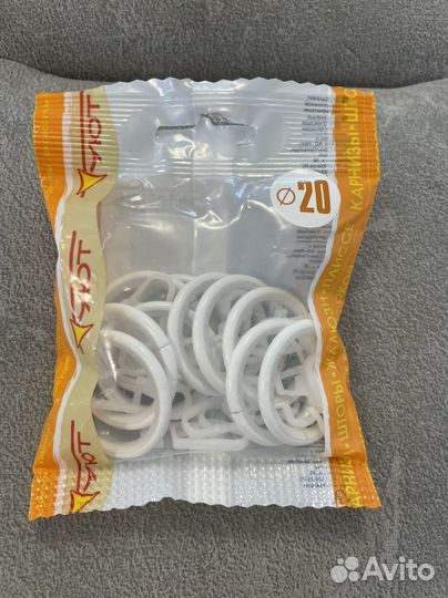 Кольца с крючками для карниза