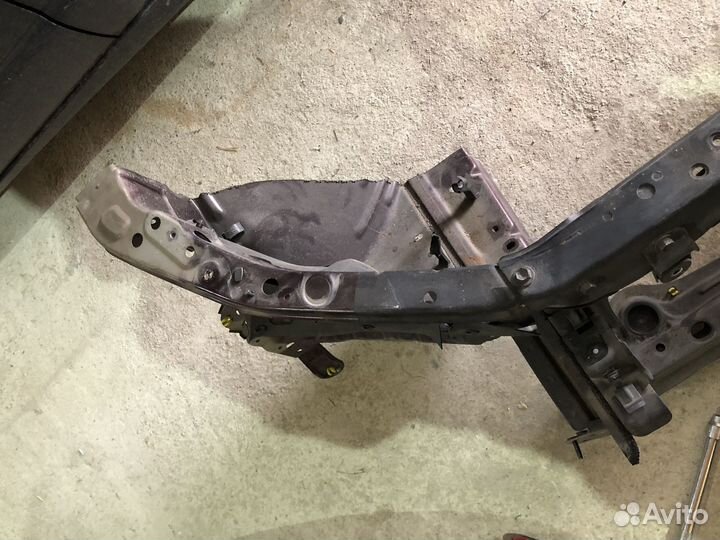 Телевизор (ноускат) Toyota Brevis