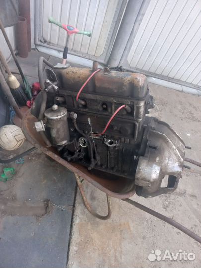 Двигатель 402