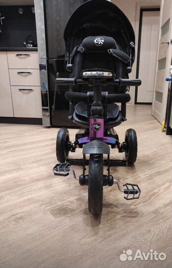 Велосипед трёхколёсный с родительской ручкой