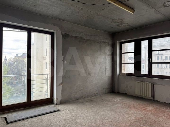 5-к. квартира, 175 м², 5/6 эт.