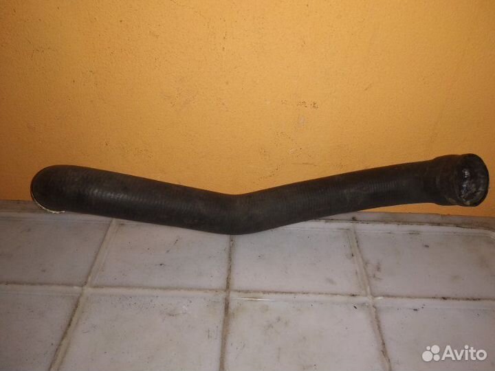 Патрубок системы охлаждения Mercedes Clk 209 OM