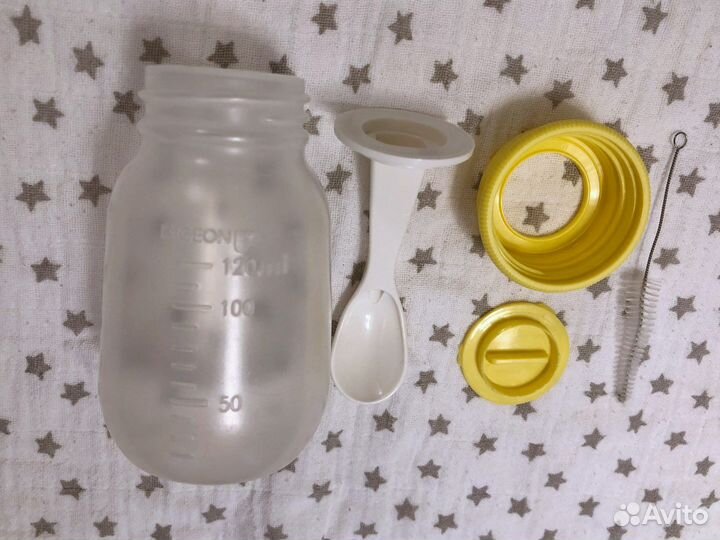 Бутылочка для кормления с ложкой Pigeon, с 4 мес