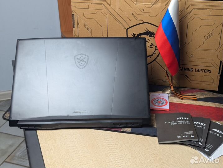 MSI katana 17,3 RTX 4060 / I5-12 / 16DDR5 комплект