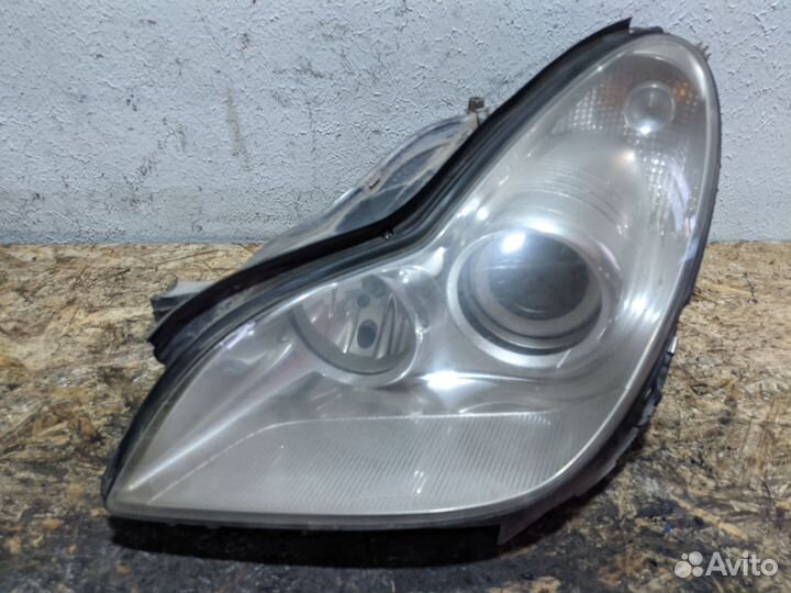 Фара передняя левая Mercedes-Benz CLS C219