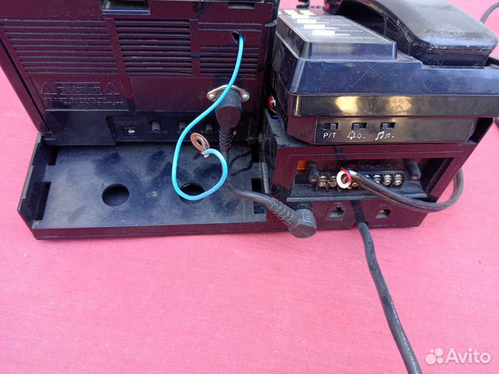 Видеодомофон, телефон, телевизор